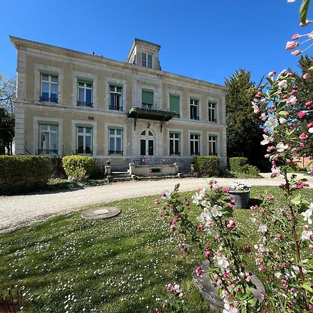 Chateau De Pougy Экстерьер фото